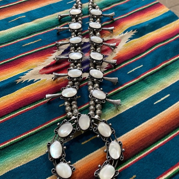 Vintage Navajo Sterling Mother of Pearl Squash Blossom Necklace - Picture 10 of 10